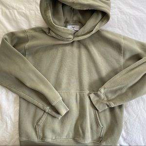 aritzia tna perfect hoodie